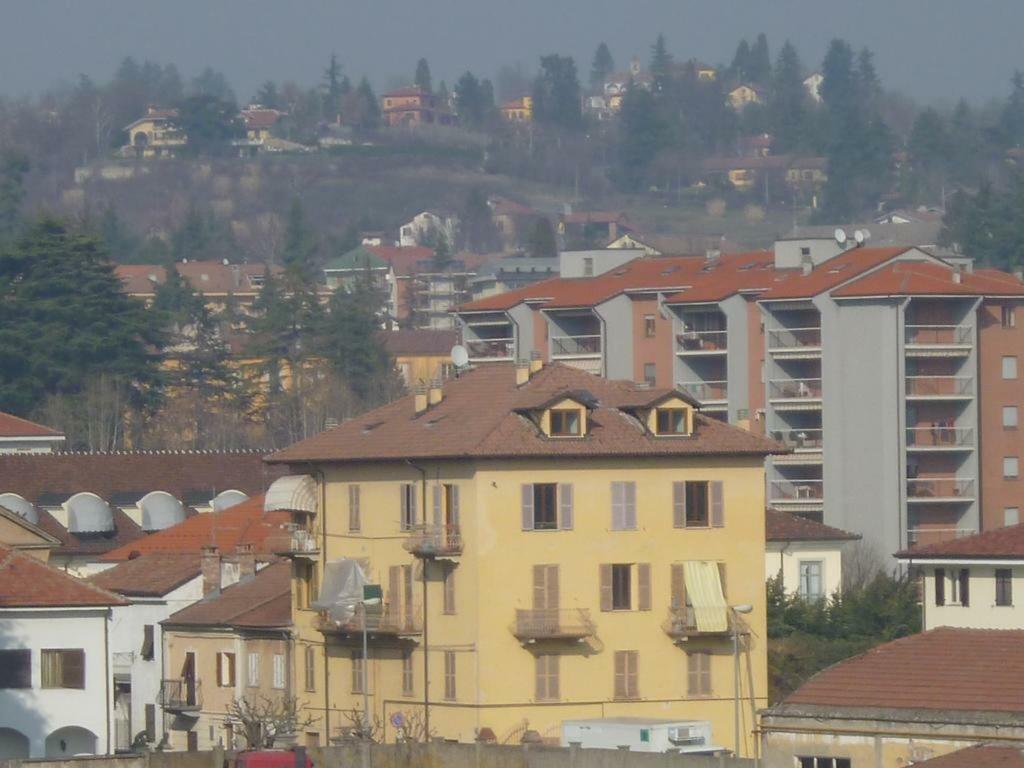 Ferienwohnung A Casa Di Gloria Acqui Terme Exterior foto